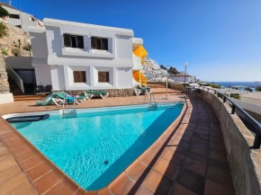 Modern apartment with sea view nearby the beach